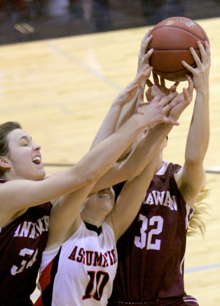 011015-assumption-girls09